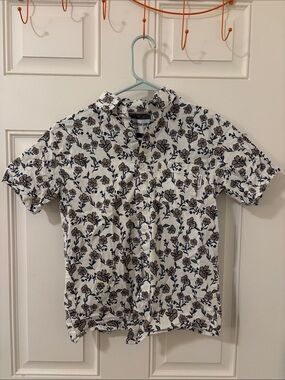 Sovereign Code Short-Sleeve Floral Button-Down Shirt - White with Tan/Blue Print
